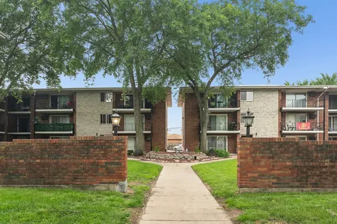 3943 West 104th Street Chicago IL 60655