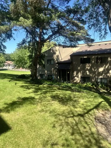 50 Oak Hill Colony Fox Lake IL 60020