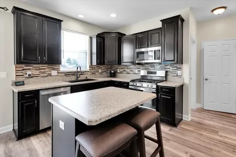 503 Sutton Street Yorkville IL 60560