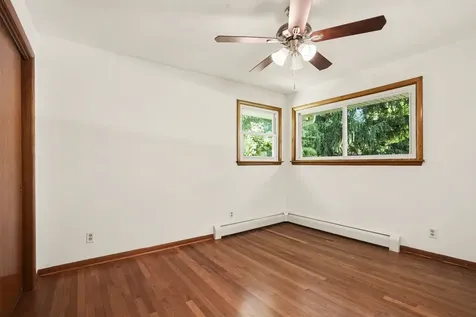 41 East Larkspur Lane Bristol IL 60512
