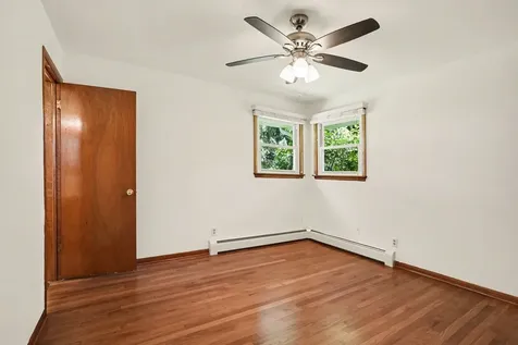 41 East Larkspur Lane Bristol IL 60512