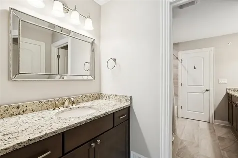 1814 Torrey Parkway Libertyville IL 60048
