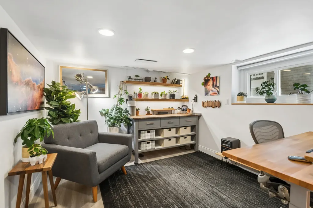 4626 North Kilbourn Avenue Chicago IL 60630