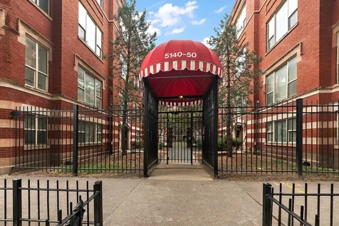 5150 South King Drive Chicago IL 60615