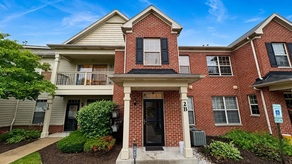 1038 Swift Road Glen Ellyn IL 60137