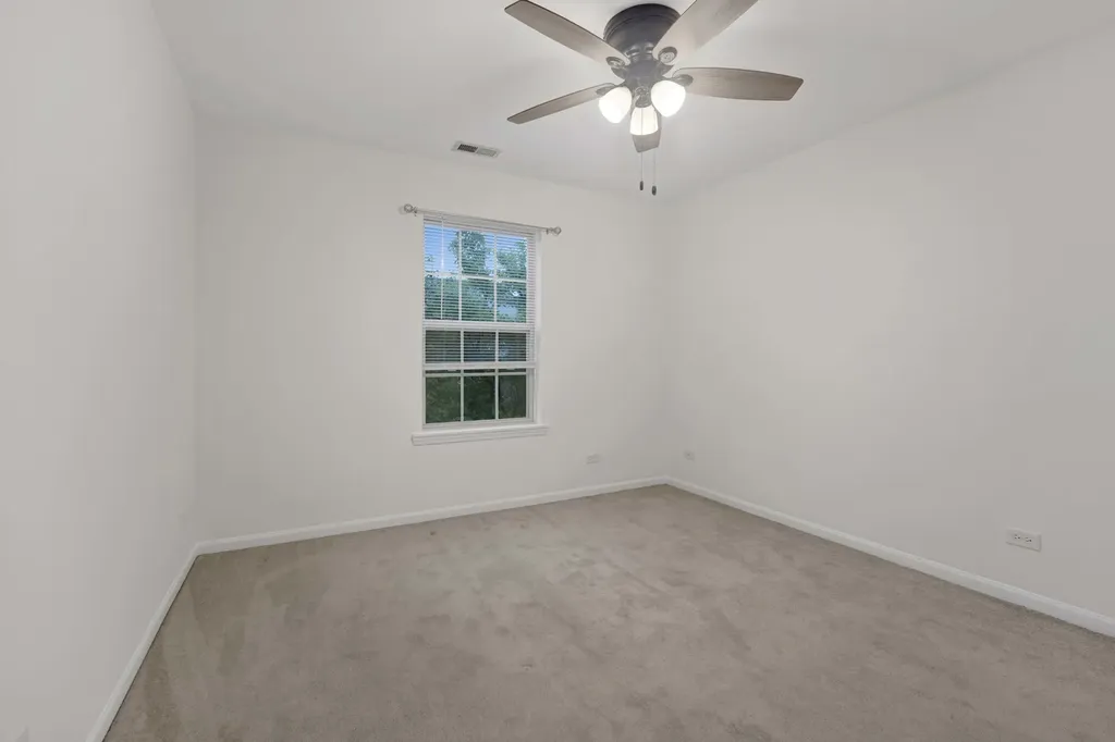 1038 Swift Road Glen Ellyn IL 60137