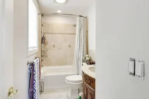 810 North Maple Street Prospect Heights IL 60070