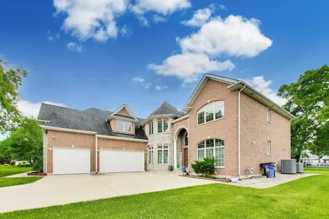 810 North Maple Street Prospect Heights IL 60070