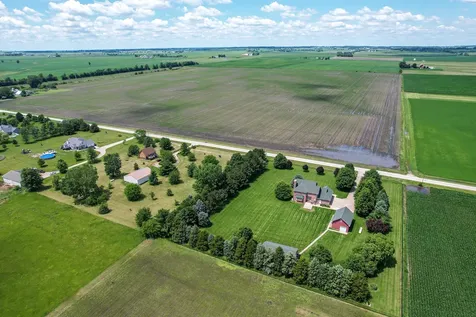 5535 Airport Road Morris IL 60450