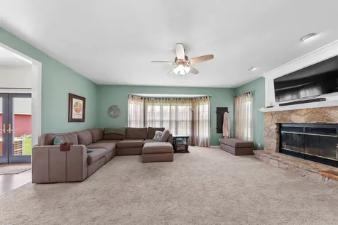 5535 Airport Road Morris IL 60450
