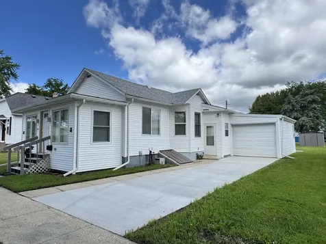 224 West 2nd Place Spring Valley IL 61362