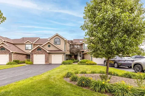 951 Ridgefield Lane Wheeling IL 60090