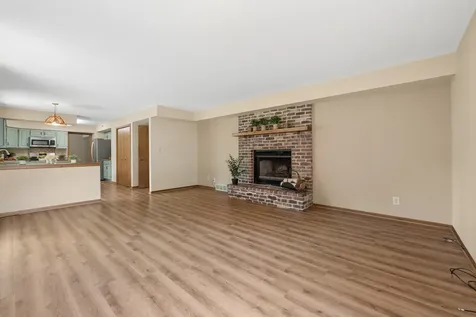 205 Whitaker Court Woodstock IL 60098