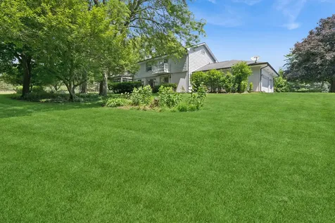 205 Whitaker Court Woodstock IL 60098