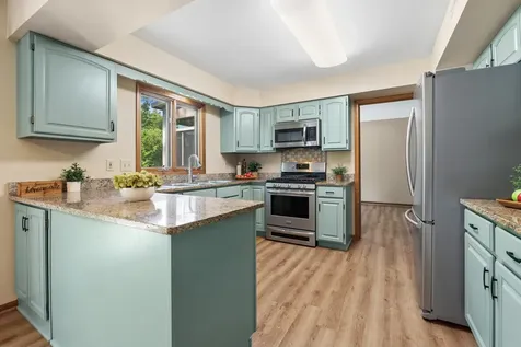 205 Whitaker Court Woodstock IL 60098