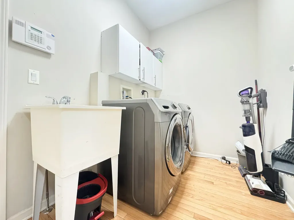 1320 Danada Court Naperville IL 60563
