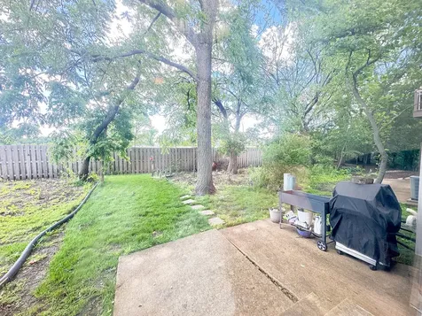 1320 Danada Court Naperville IL 60563