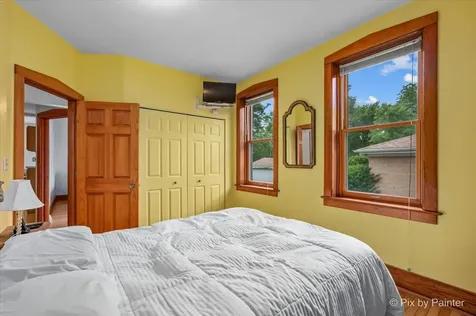 112 Grace Lane Fox River Grove IL 60021