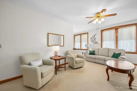 112 Grace Lane Fox River Grove IL 60021