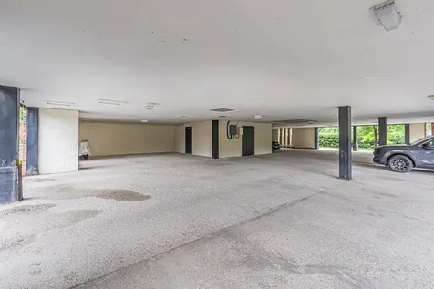 9382 Landings Lane Des Plaines IL 60016