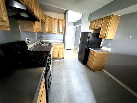 2000 Bayside Drive Palatine IL 60074