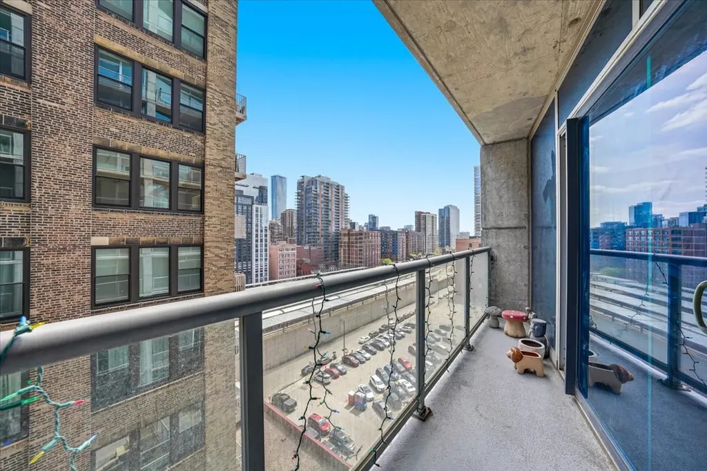 611 South Wells Street Chicago IL 60607