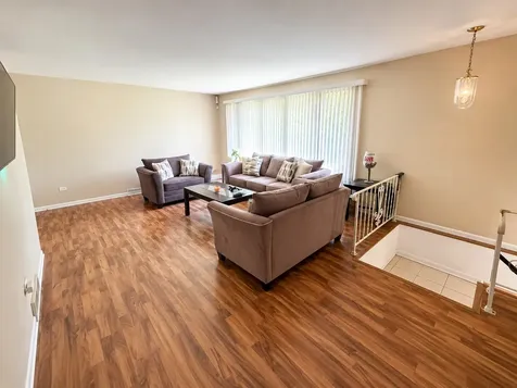 4018 Violet Lane Matteson IL 60443