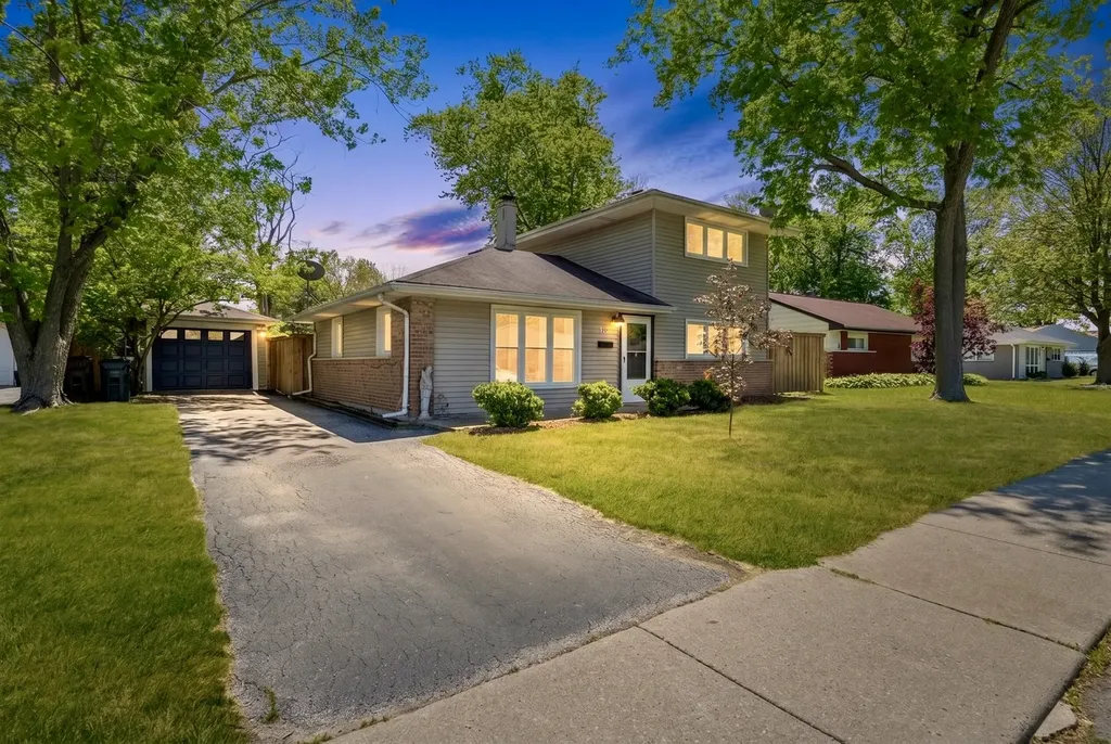 317 Seminole Street Park Forest IL 60466