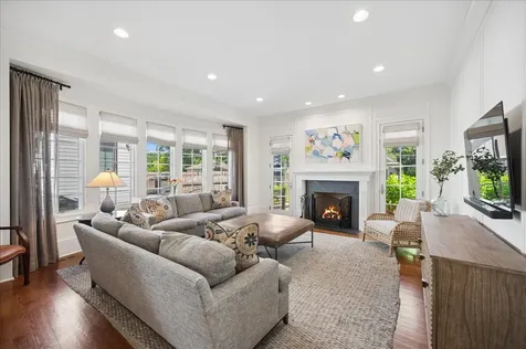 413 Jackson Avenue Glencoe IL 60022