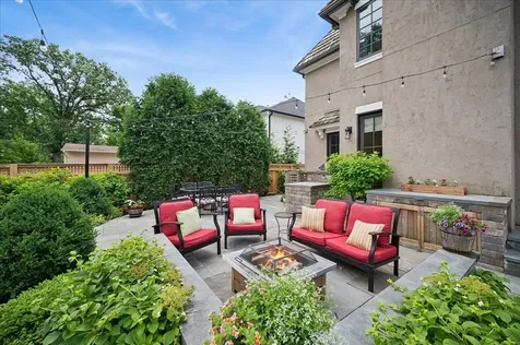 413 Jackson Avenue Glencoe IL 60022