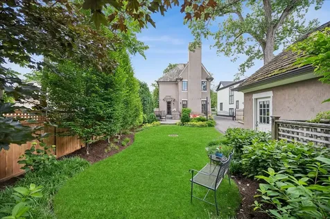 413 Jackson Avenue Glencoe IL 60022