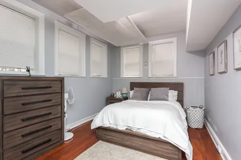 3608 North Pine Grove Avenue Chicago IL 60613