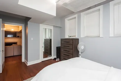 3608 North Pine Grove Avenue Chicago IL 60613