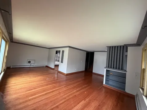 1627 Orchard Street Des Plaines IL 60018