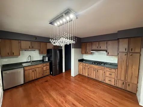 1627 Orchard Street Des Plaines IL 60018