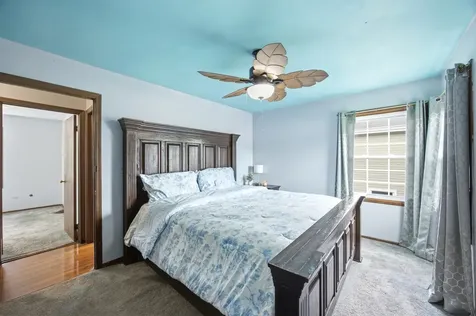 3332 North Lewis Avenue Waukegan IL 60087