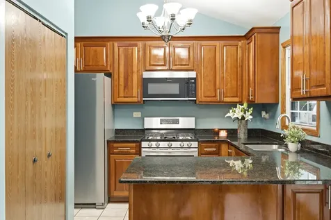 3332 North Lewis Avenue Waukegan IL 60087
