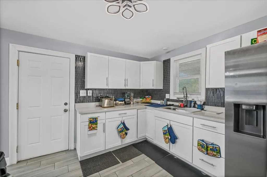1024 West 103rd Street Chicago IL 60643
