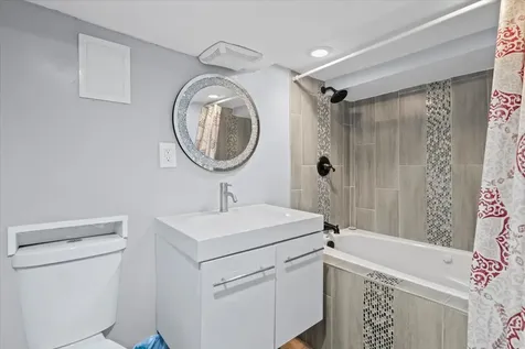 1024 West 103rd Street Chicago IL 60643