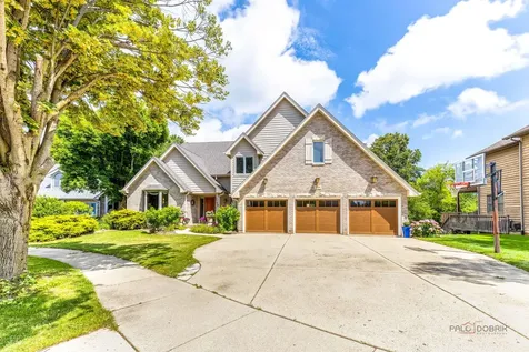 2768 Glendower Terrace Elgin IL 60124