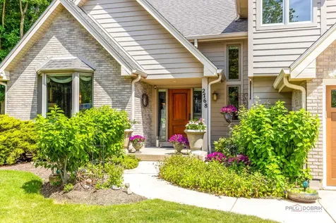 2768 Glendower Terrace Elgin IL 60124