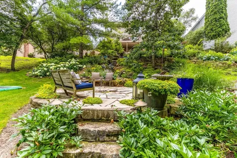 2768 Glendower Terrace Elgin IL 60124