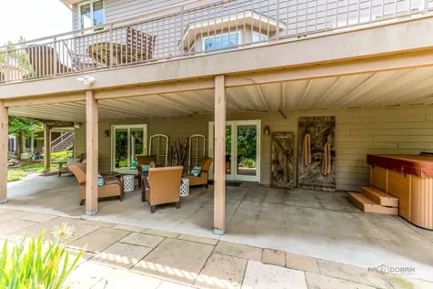 2768 Glendower Terrace Elgin IL 60124