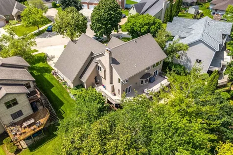 2768 Glendower Terrace Elgin IL 60124