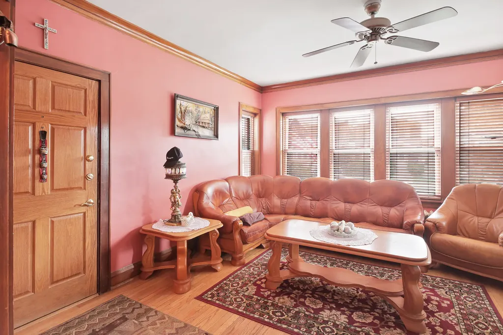 3051 North Mason Avenue Chicago IL 60634