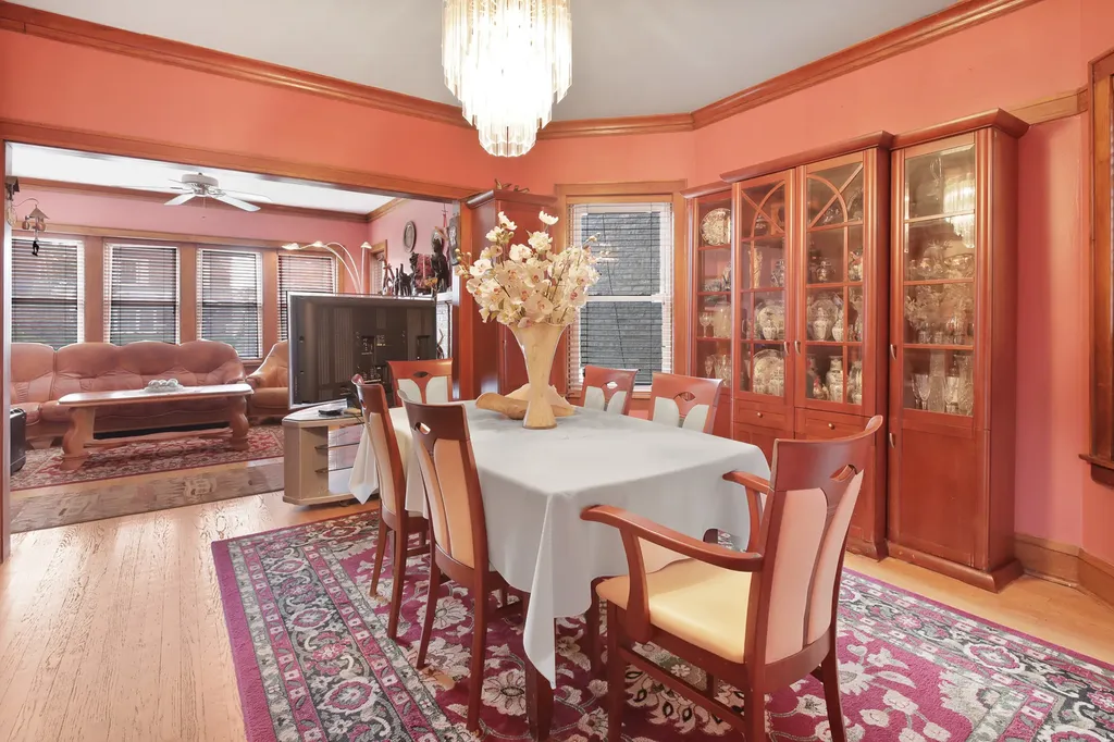 3051 North Mason Avenue Chicago IL 60634