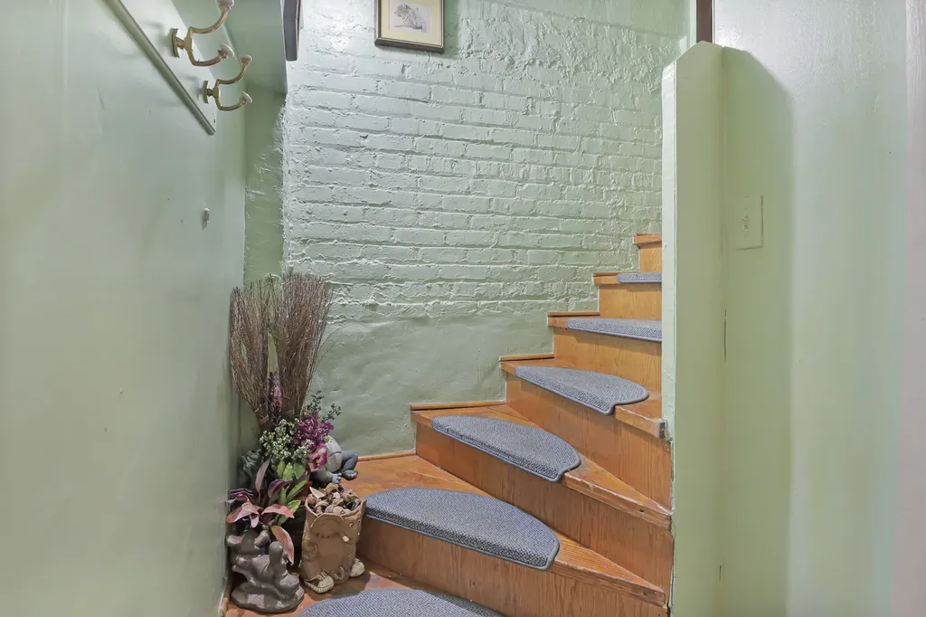 3051 North Mason Avenue Chicago IL 60634