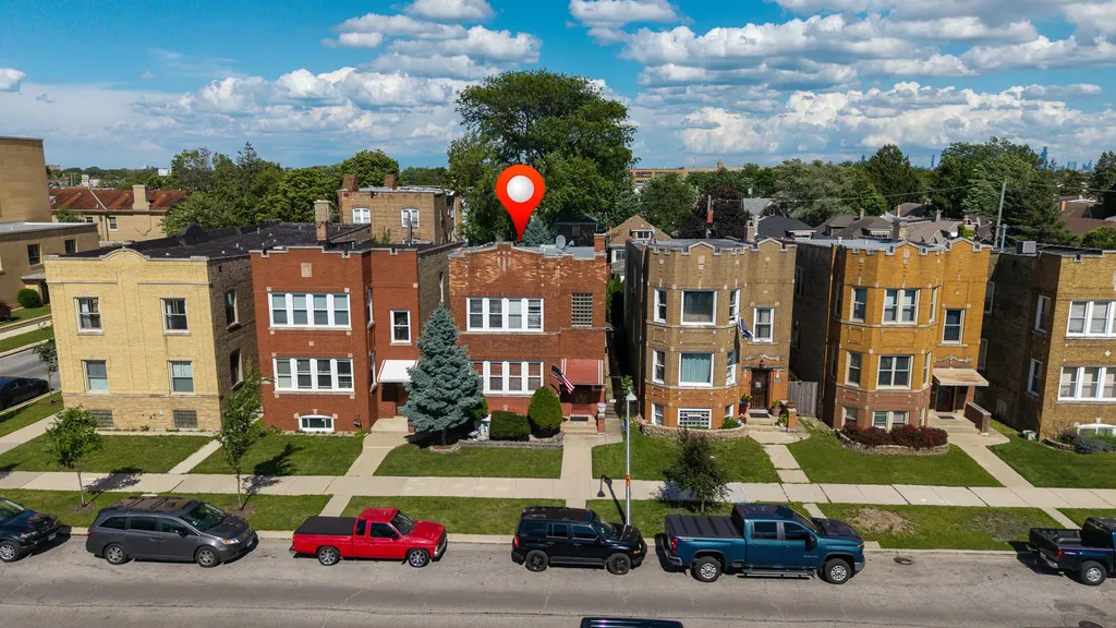 3051 North Mason Avenue Chicago IL 60634