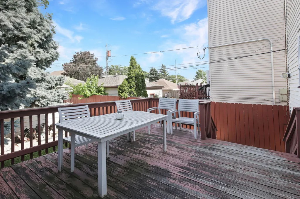3051 North Mason Avenue Chicago IL 60634