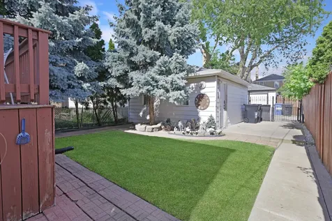 3051 North Mason Avenue Chicago IL 60634